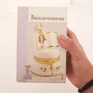 Classic Treasure Musical Christian Design Porcelain Trinket Box Bible Cross